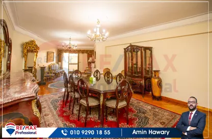 Apartment - 3 Bedrooms - 2 Bathrooms for sale in Al Ekbal St. - Laurent - Hay Sharq - Alexandria