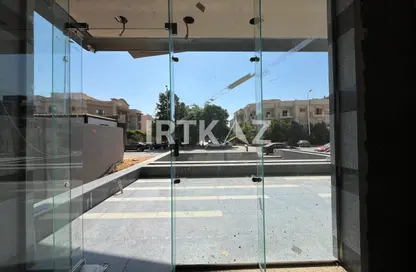 Shop - Studio - 1 Bathroom for rent in X Mall - El Banafseg - New Cairo City - Cairo