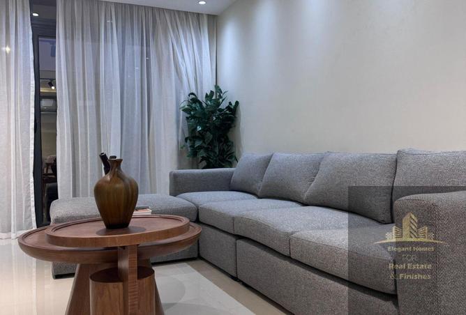8042296 - Property Image 2
