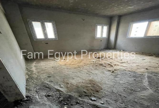 8113317 - Property Image 2