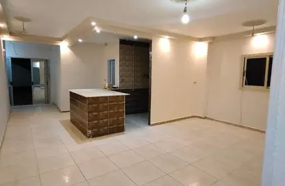 شقة - 3 غرف نوم - 2 حمامات للبيع في الحي الرابع - التجمع الخامس - مدينة القاهرة الجديدة - القاهرة