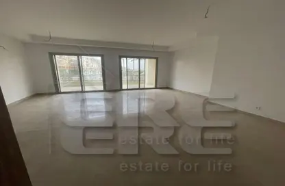 Apartment - 3 Bedrooms - 3 Bathrooms for sale in Fountain Side - Uptown Cairo - Mokattam - Cairo