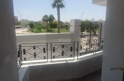 Apartment - 2 Bedrooms - 3 Bathrooms for rent in Al Shouyfat - 5th Settlement Compounds - The 5th Settlement - New Cairo City - Cairo