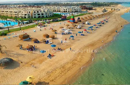 شاليه - 3 غرف نوم - 2 حمامات للبيع في لاسيرينا بالم بيتش - العين السخنة - السويس