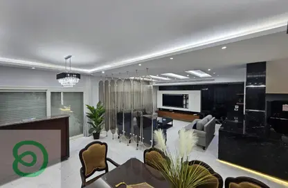 فيلا - 5 غرف نوم - 5 حمامات للايجار في ذا ريزيدنسز - هايد بارك - مدينة القاهرة الجديدة - القاهرة