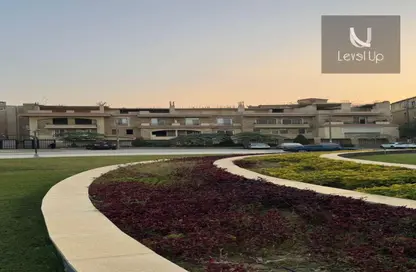 Apartment - 3 Bedrooms - 3 Bathrooms for sale in Al Shouyfat - 5th Settlement Compounds - The 5th Settlement - New Cairo City - Cairo