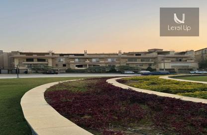 Apartment - 3 Bedrooms - 3 Bathrooms for sale in Al Shouyfat - 5th Settlement Compounds - The 5th Settlement - New Cairo City - Cairo