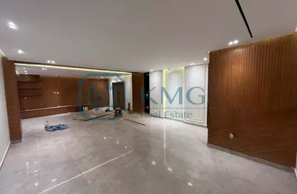 Apartment - 3 Bedrooms - 3 Bathrooms for sale in El Narges Buildings - Al Narges - New Cairo City - Cairo