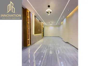 شقة - 3 غرف نوم - 2 حمامات للبيع في البوابة الرابعة - مينا - حدائق الاهرام - الجيزة