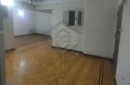Apartment - 3 Bedrooms - 1 Bathroom for sale in Abou Quer Road - Zezenia - Hay Sharq - Alexandria