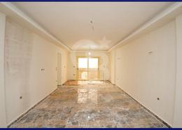 شقة - 3 غرف نوم - 2 حمامات for للبيع in شارع فؤاد - محطة الرمل - حي وسط - الاسكندرية