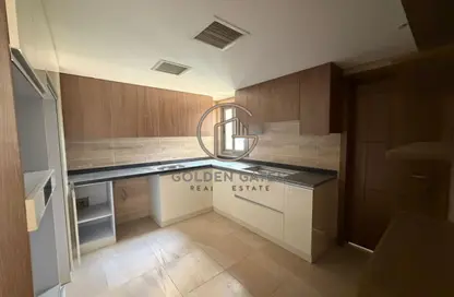 تاون هاوس - 5 غرف نوم - 5 حمامات للايجار في مون ريزيدنس - فيفث سكوير - التجمع الخامس - مدينة القاهرة الجديدة - القاهرة