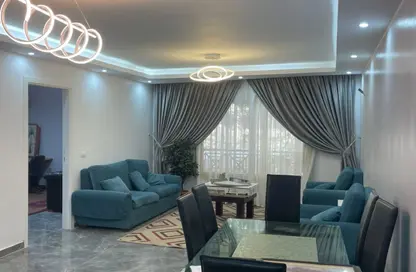 Apartment - 3 Bedrooms - 2 Bathrooms for rent in Maadi - Hay El Maadi - Cairo