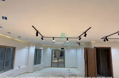 Office Space - Studio - 4 Bathrooms for rent in Street 202 - Degla - Hay El Maadi - Cairo