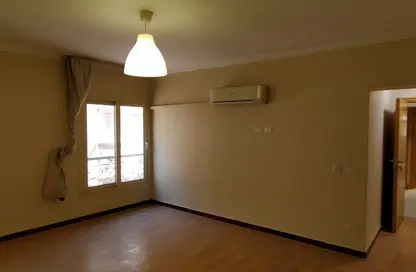 شقة - 4 غرف نوم - 2 حمامات للايجار في المهندسين - الجيزة