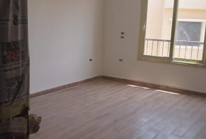 8435039 - Property Image 3