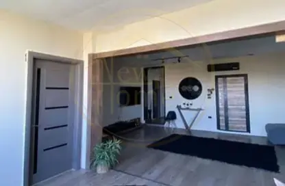 Apartment - 2 Bedrooms - 2 Bathrooms for sale in Azarita - Hay Wasat - Alexandria