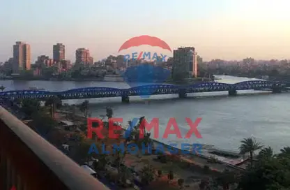Apartment - 3 Bedrooms - 3 Bathrooms for sale in Cornish El Nile St. - Bulaq Abo El Ela - Cairo