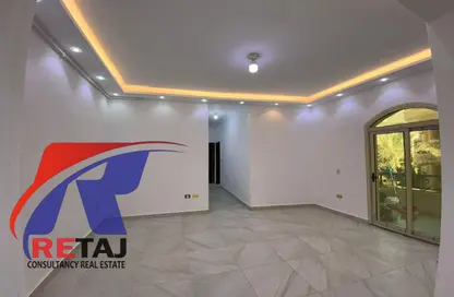 Apartment - 3 Bedrooms - 2 Bathrooms for rent in Doctor Yassin Abdel Ghaffar St. - Area C - Ganoob El Acadimia - New Cairo City - Cairo