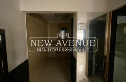Retail - Studio - 2 Bathrooms for sale in Nabil Al Wakkad St. - Ard El Golf - Heliopolis - Masr El Gedida - Cairo
