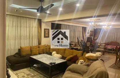 Apartment - 4 Bedrooms - 3 Bathrooms for sale in Al Hadaba Al Olya - Mokattam - Cairo