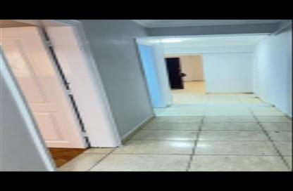 Apartment - 3 Bedrooms - 2 Bathrooms for rent in Ahmed Al Zomor St. - 10th District - Nasr City - Cairo