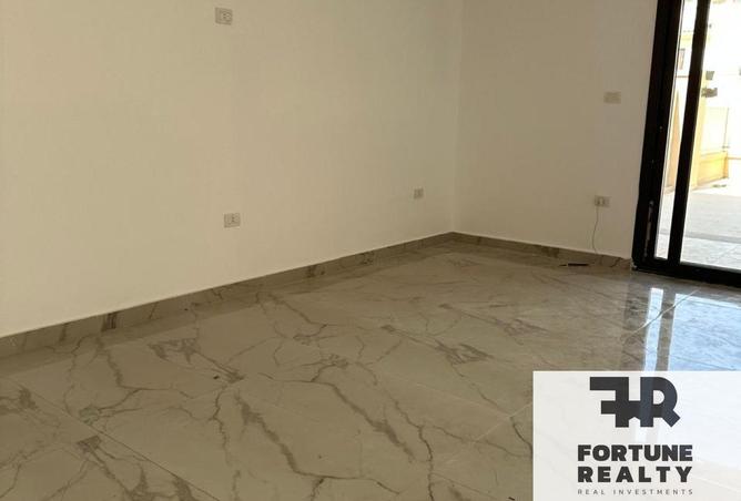 8437011 - Property Image 2