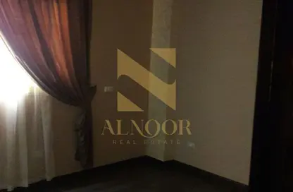 Apartment - 3 Bedrooms - 1 Bathroom for rent in Al Mostathmir El Saghir - 10th District - Sheikh Zayed City - Giza