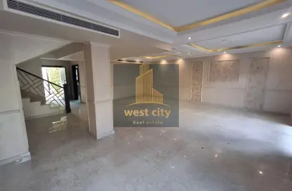 تاون هاوس - 5 غرف نوم - 5 حمامات للايجار في سوديك ويست - كمبوندات الشيخ زايد - الشيخ زايد - الجيزة