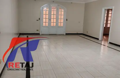 شقة - 3 غرف نوم - 2 حمامات للايجار في شارع الشويفات - الحي الاول - التجمع الخامس - مدينة القاهرة الجديدة - القاهرة