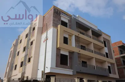 Apartment - 4 Bedrooms - 3 Bathrooms for sale in Bait Alwatan - The 5th Settlement - New Cairo City - Cairo