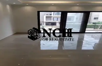 شقة - 3 غرف نوم - 3 حمامات للايجار في مون ريزيدنس - فيفث سكوير - التجمع الخامس - مدينة القاهرة الجديدة - القاهرة