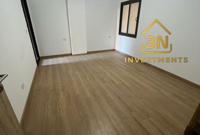 8388872 - Property Image 3