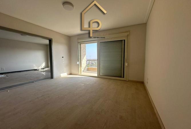 8220704 - Property Image 2