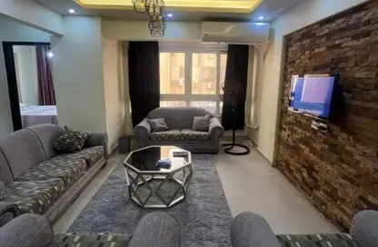 Apartment - 2 Bedrooms - 1 Bathroom for rent in Zahraa El Maadi - Hay El Maadi - Cairo