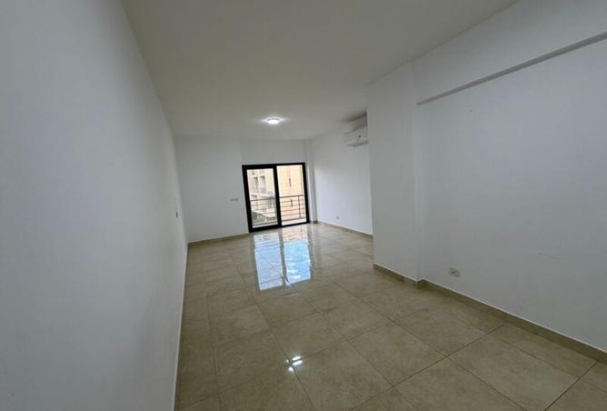 8476607 - Property Image 2