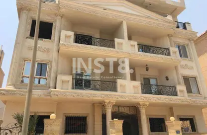 Apartment - 3 Bedrooms - 3 Bathrooms for sale in Al Narges 2 - Al Narges - New Cairo City - Cairo