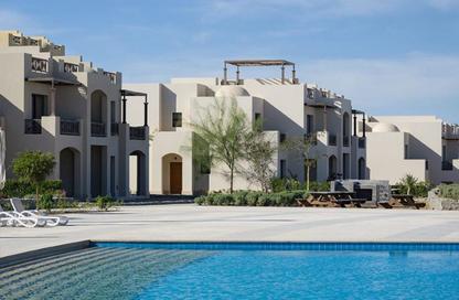 Chalet - 2 Bedrooms - 2 Bathrooms for sale in Makadi Orascom Resort - Makadi - Hurghada - Red Sea