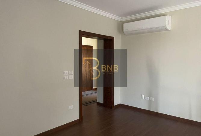 8108392 - Property Image 2