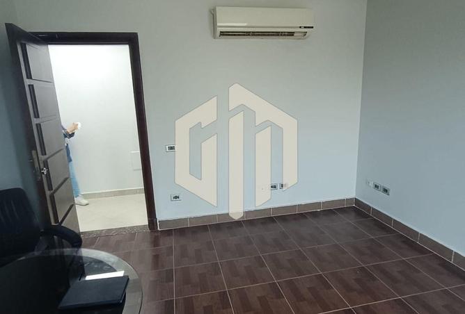 8413550 - Property Image 3