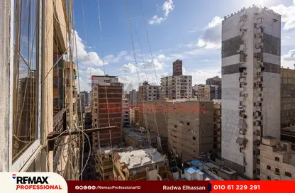 Apartment - 3 Bedrooms - 2 Bathrooms for sale in Mahmoud Al Essawy St. - Miami - Hay Awal El Montazah - Alexandria Apartment - 3 Bedrooms - 2 Bathrooms for sale in Mahmoud Al Essawy St. - Miami - Hay Awal El Montazah - Alexandria