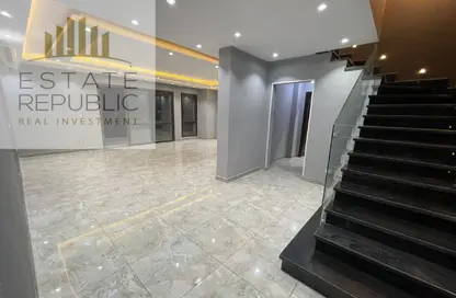 Duplex - 4 Bedrooms - 5 Bathrooms for rent in Eastown - 5th Settlement Compounds - The 5th Settlement - New Cairo City - Cairo