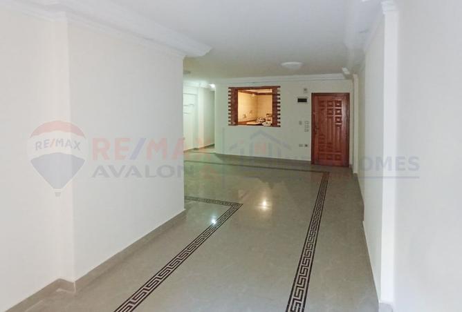 8123248 - Property Image 2