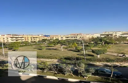 دوبلكس - 3 غرف نوم - 3 حمامات للبيع في شارع الشويفات - الحي الاول - التجمع الخامس - مدينة القاهرة الجديدة - القاهرة