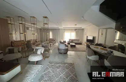 Twin House - 4 Bedrooms - 4 Bathrooms for rent in Continental Residence - Sheikh Zayed Compounds - Sheikh Zayed City - Giza