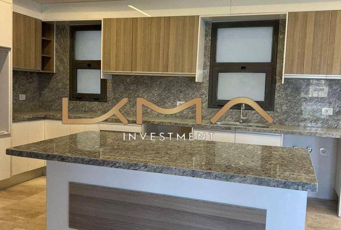 8102440 - Property Image 2