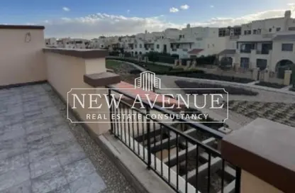 Townhouse - 3 Bedrooms - 4 Bathrooms for sale in Mivida - 5th Settlement Compounds - The 5th Settlement - New Cairo City - Cairo