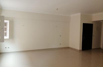 Apartment - 3 Bedrooms - 2 Bathrooms for rent in Street 1 - District 4 - The 5th Settlement - New Cairo City - Cairo