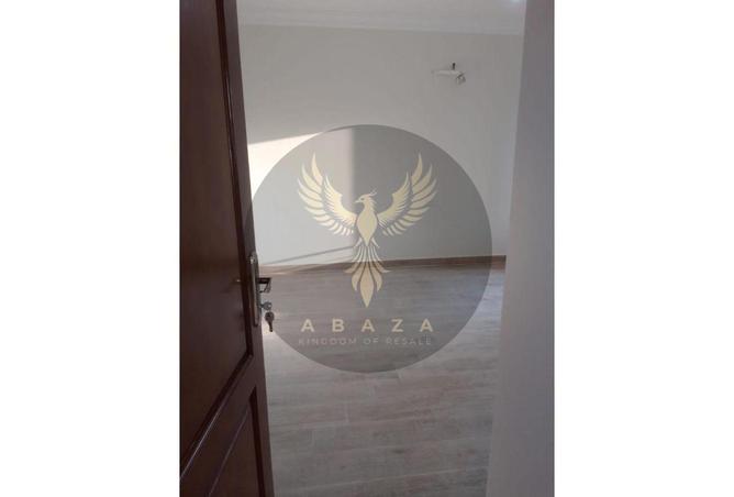 8083742 - Property Image 3