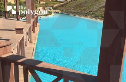 Townhouse - 4 Bedrooms - 4 Bathrooms for sale in Royal Meadows - Sheikh Zayed Compounds - Sheikh Zayed City - Giza